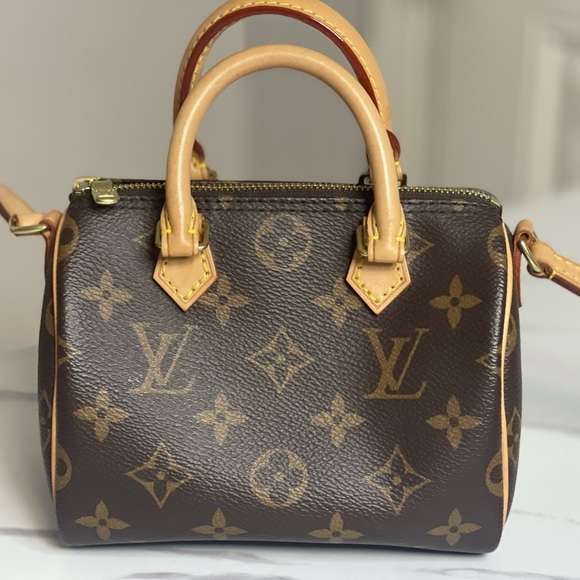 SOLD - Authentic Nano Speedy ❤️ - Picture 2 of 7